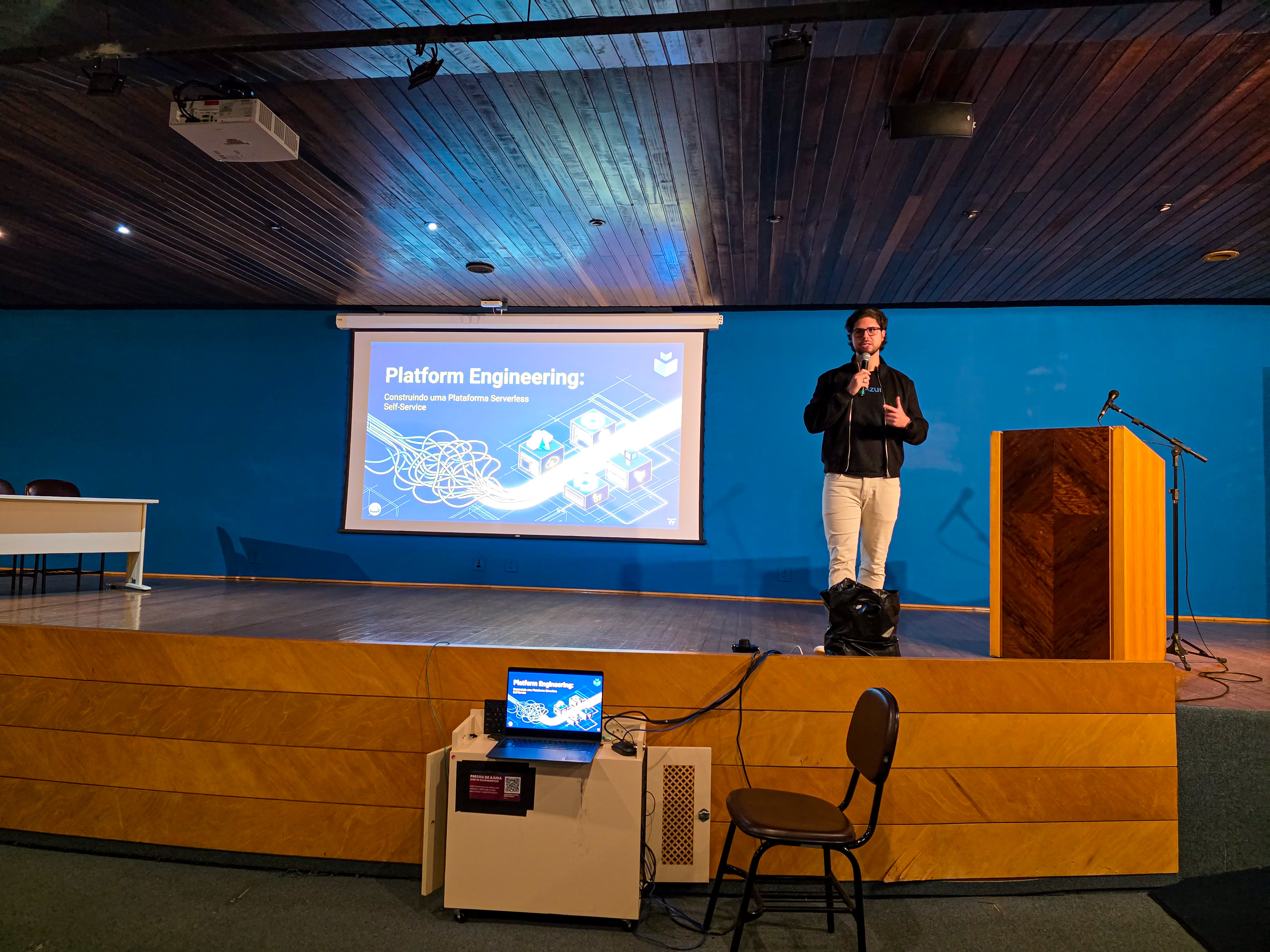 Slide de abertura da palestra Platform Engineering na Prática